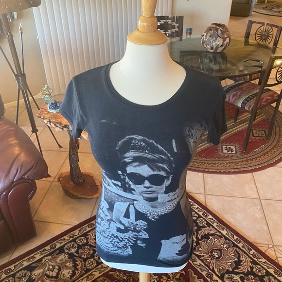 Vintage breakfast at Tiffany’s T shirt S/M - Picture 5 of 16